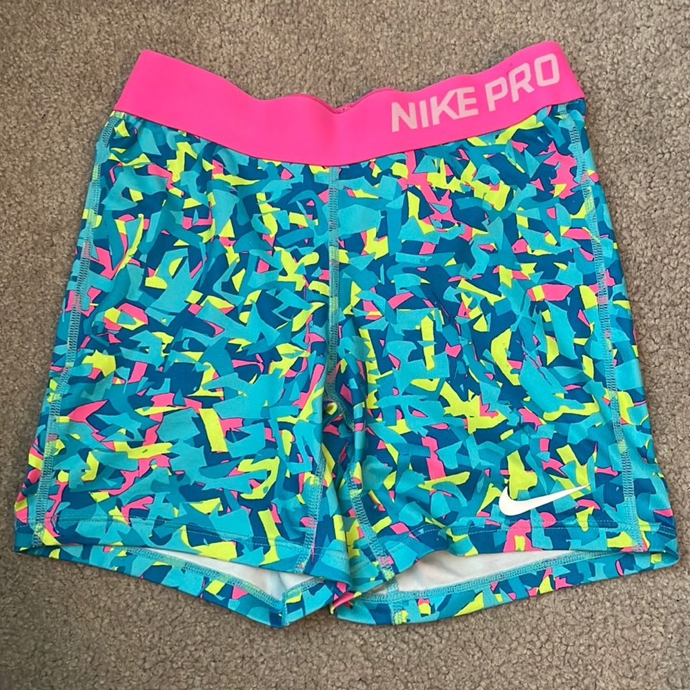 COPY - nike pro biker shorts / spandex